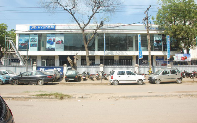 Ford showroom delhi ncr #8